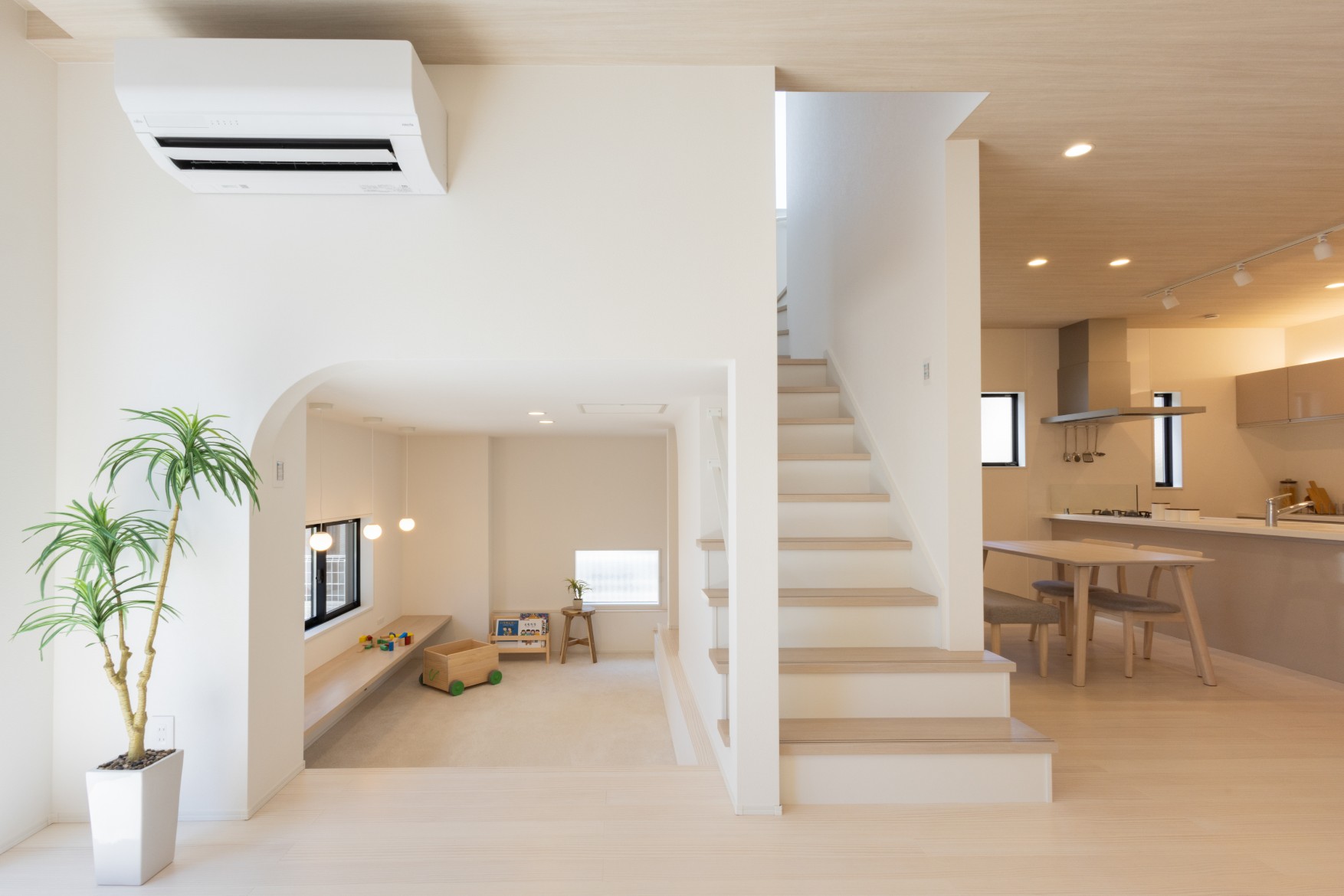 遊び心をまといながら豊かさが息づく一邸