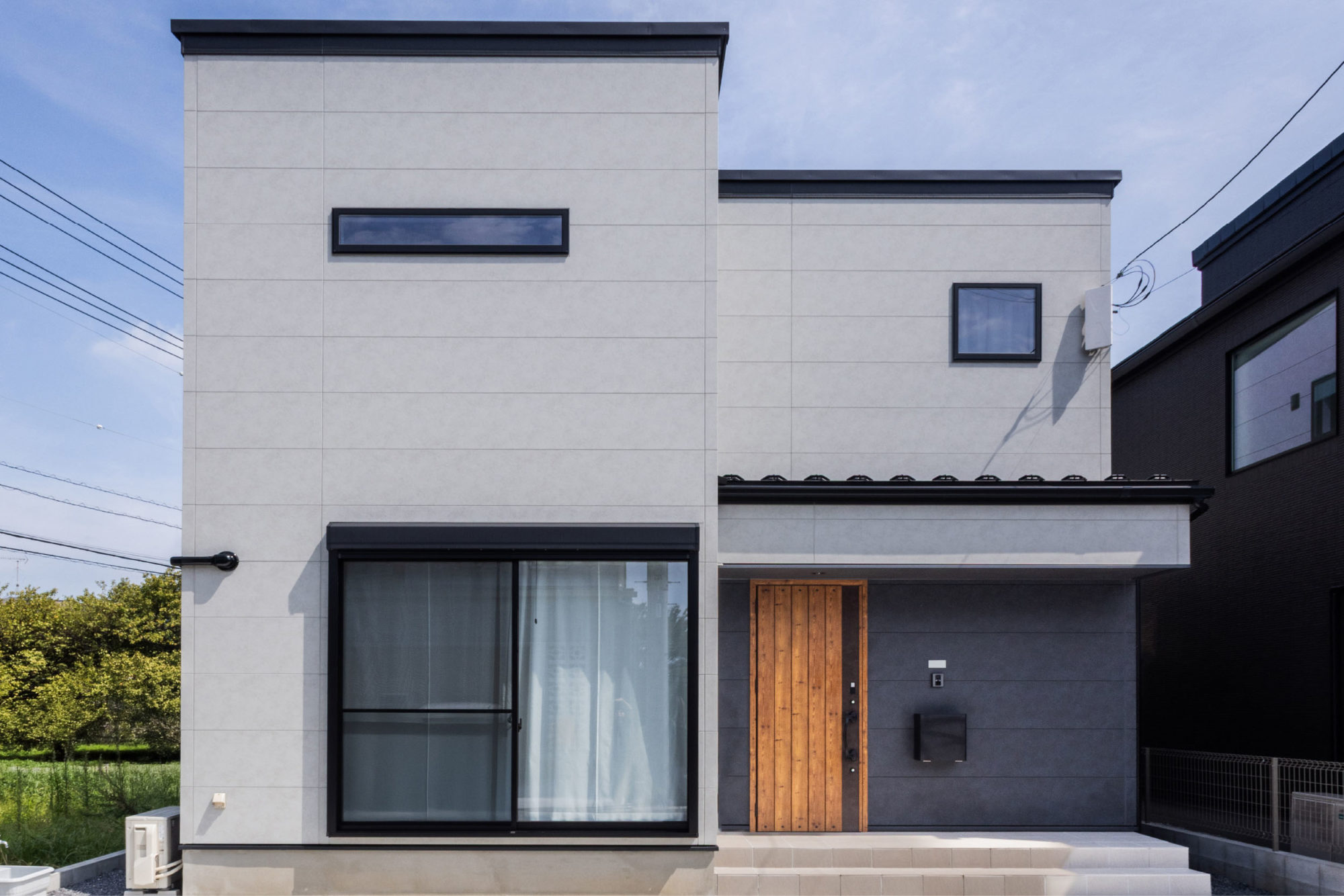 会話と笑顔が溢れる団らんの一邸