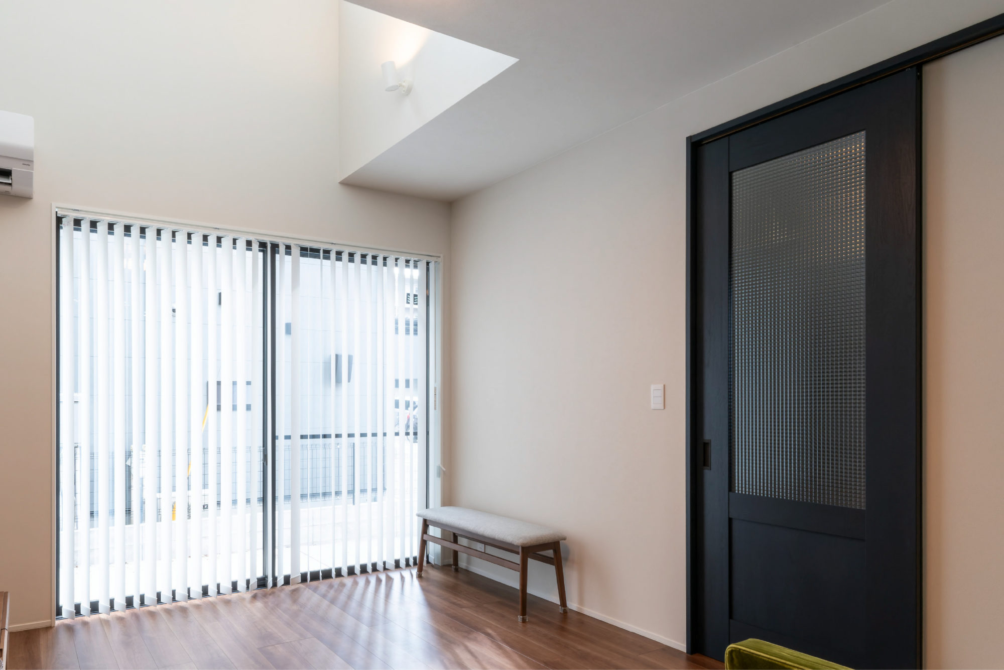 いつも笑顔があふれる、 心地よい吹き抜けの一邸