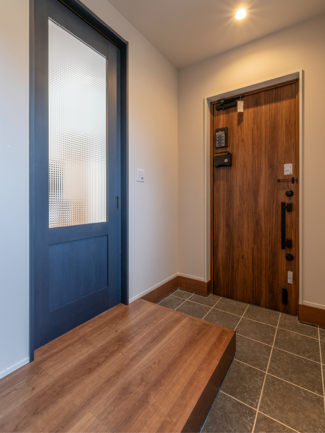 いつも笑顔があふれる、 心地よい吹き抜けの一邸