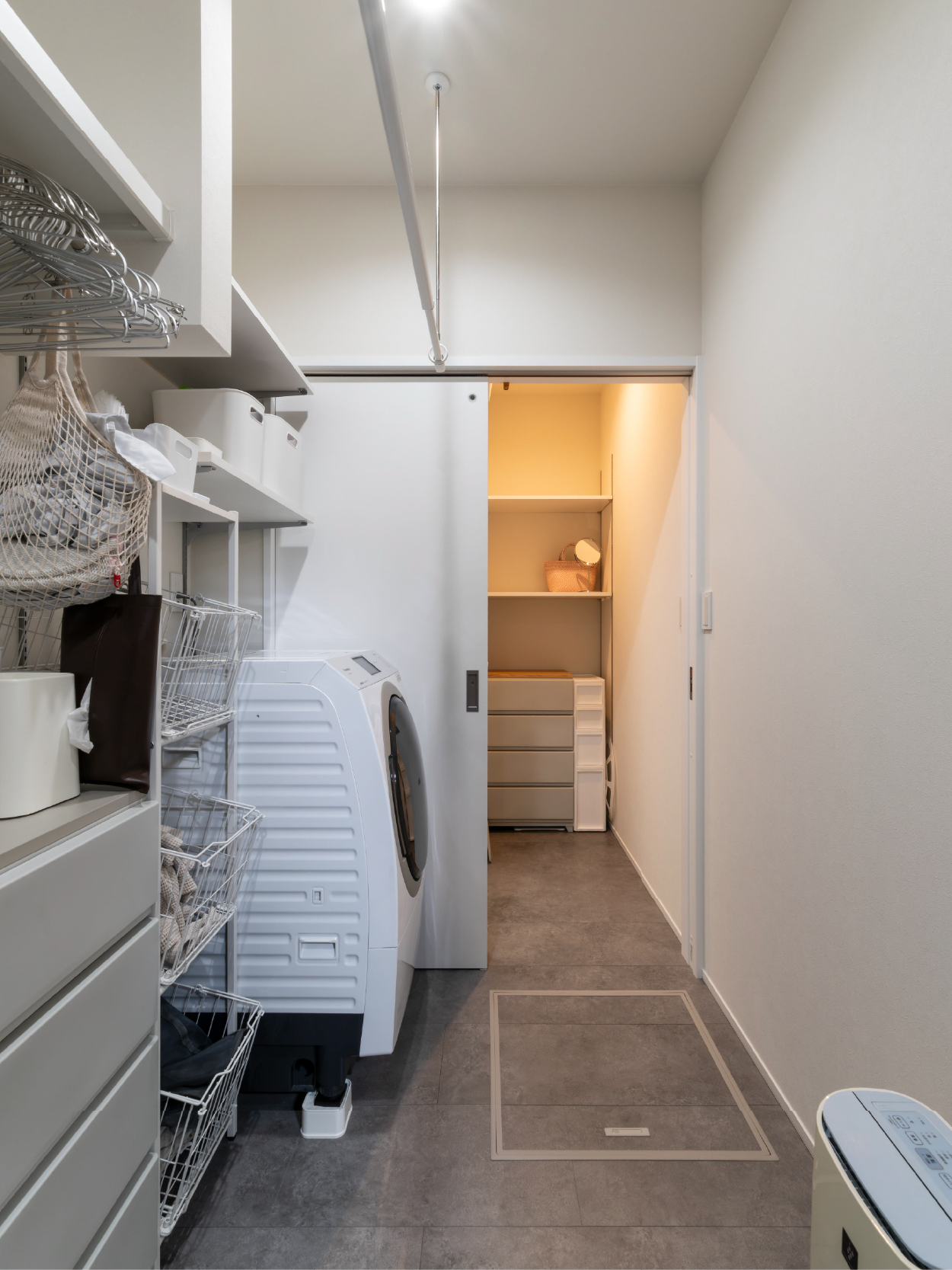 いつも笑顔があふれる、 心地よい吹き抜けの一邸