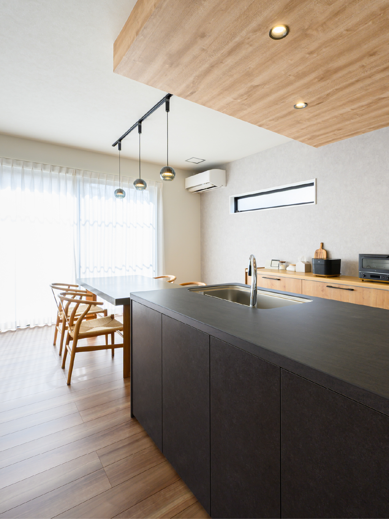 デザインが暮らしを彩る一邸